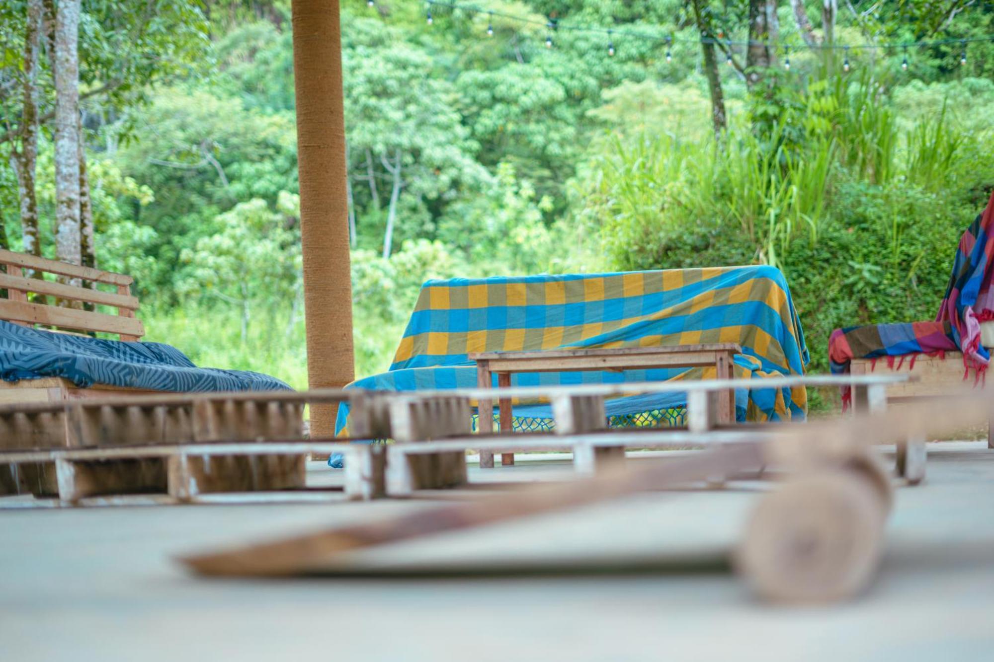 Hostel Singha Lounge Unawatuna Exterior photo